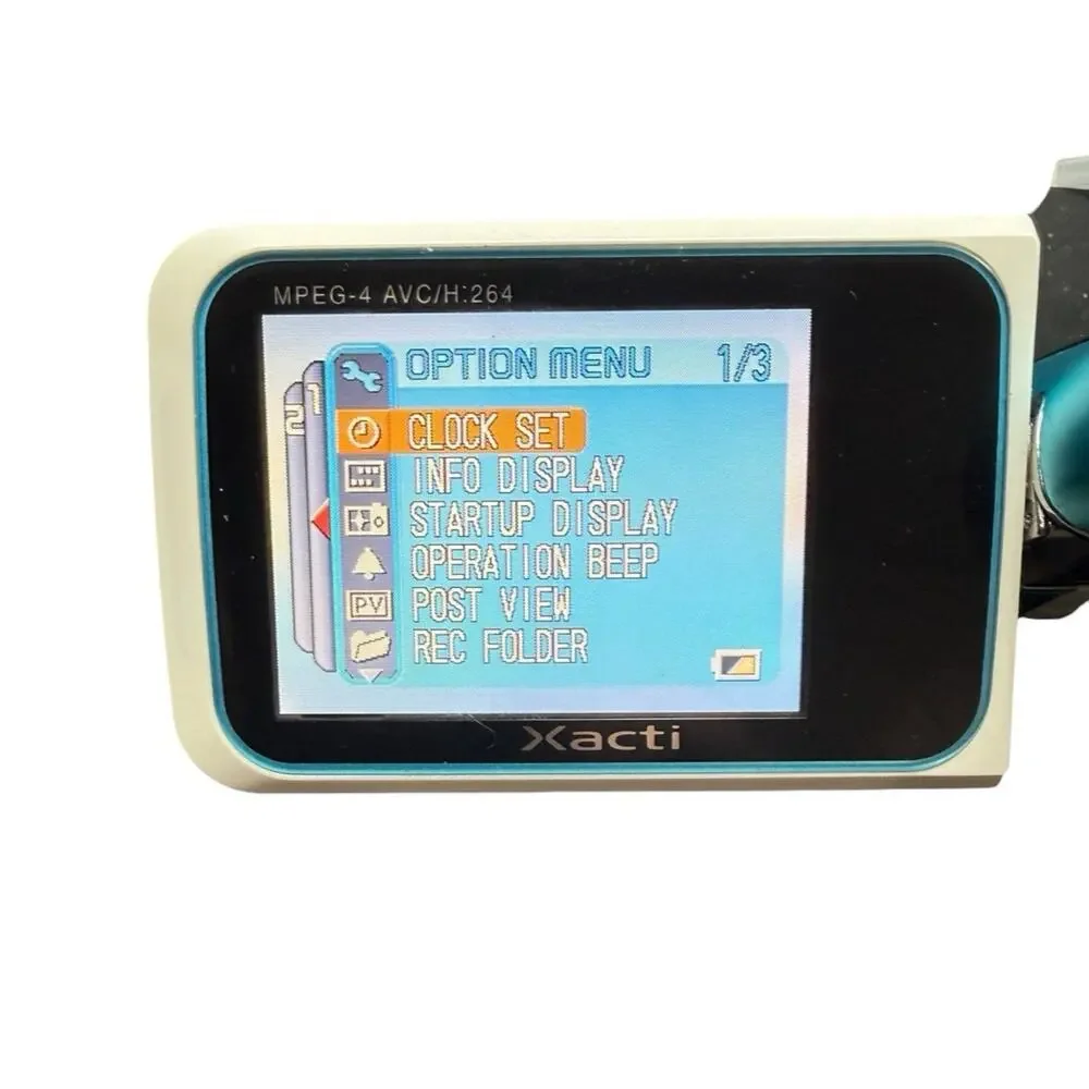 Sanyo Xacti VPC-E1 Waterproof Digital Camcorder Camera New Battery Charger WORKS